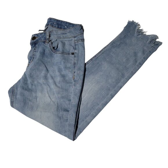 Westport Ankle Jeans Womens Size 2 Low Rise Light Wash Raw Hems Denim Pants - Picture 1 of 8